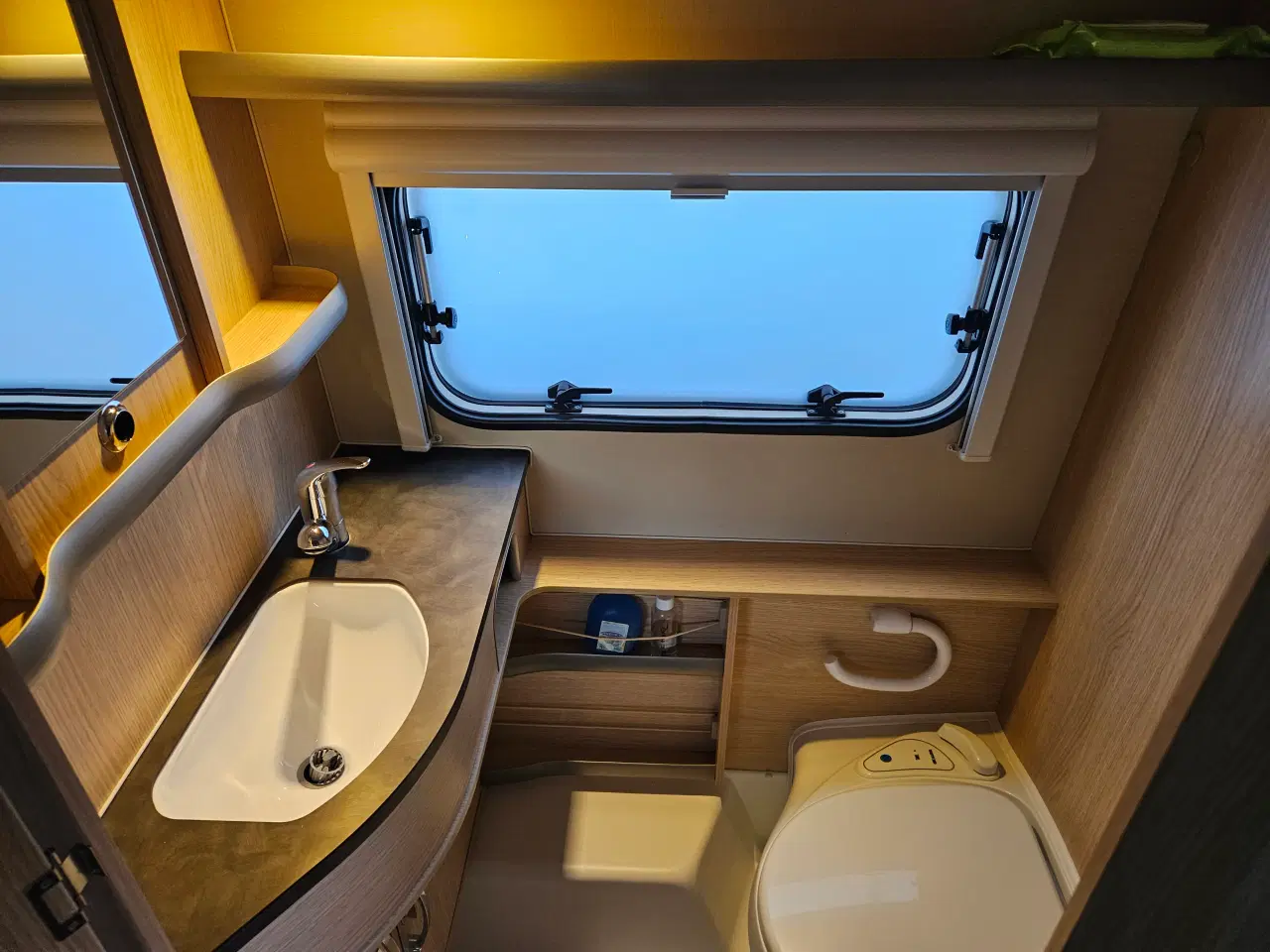 Billede 8 - Hymer Eriba Touring Triton, 60. Edition