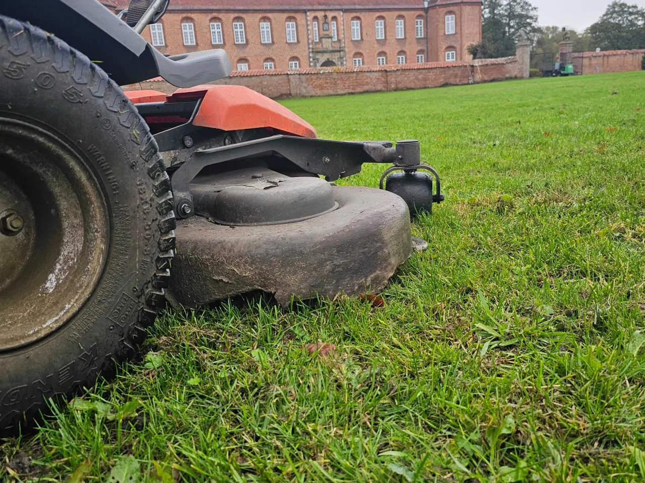 Billede 5 - Husqvarna 524 4WD. 122cm. + Karlo Nielsen kost.