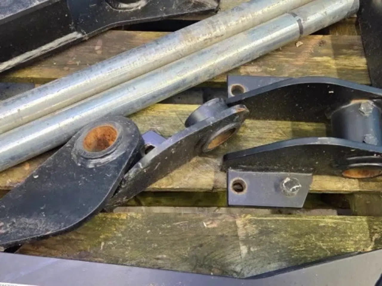 Billede 9 - New Holland B115C Pallegafler Kit 87310367