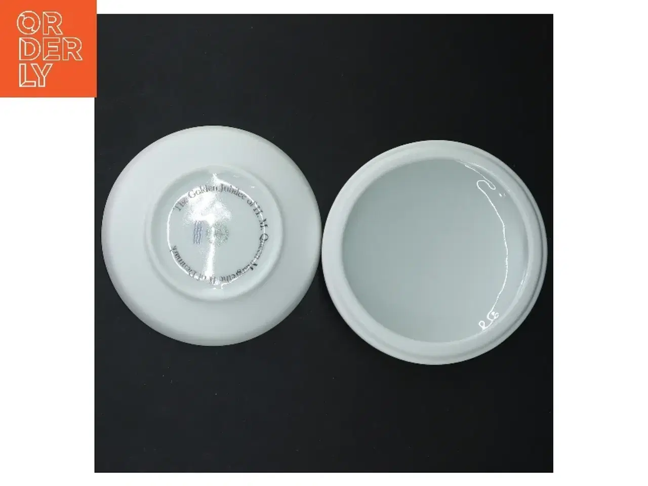 Billede 4 - Royal Copenhagen porcelænsæske fra Royal Copenhagen (str. Ø 12x5 cm)