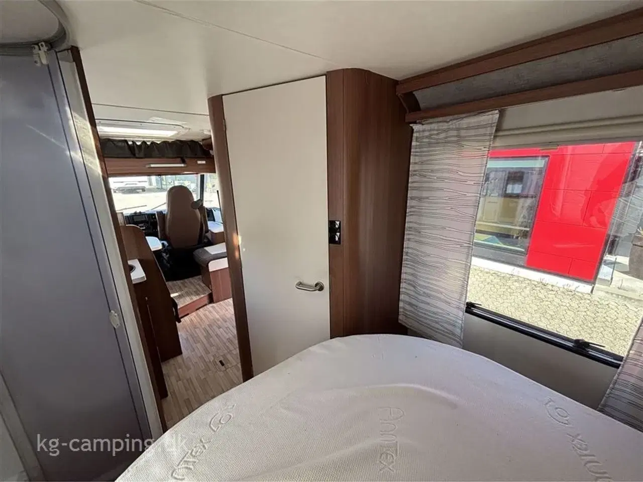 Billede 12 - 2015 - LMC I 745   Fin Helintegrerede autocamper med masser af udstyr.