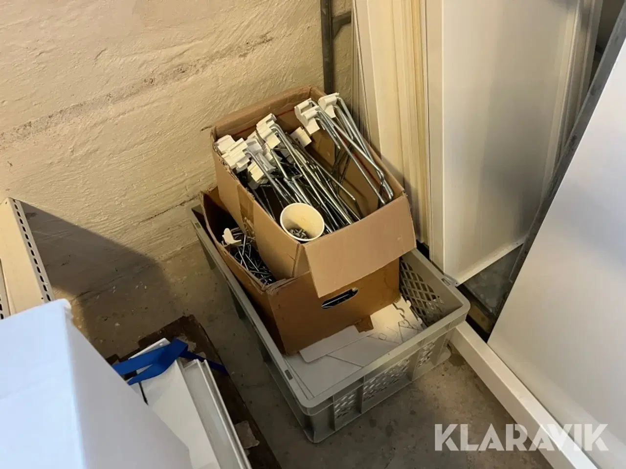 Billede 5 - Bogreol 3 styk på hjul