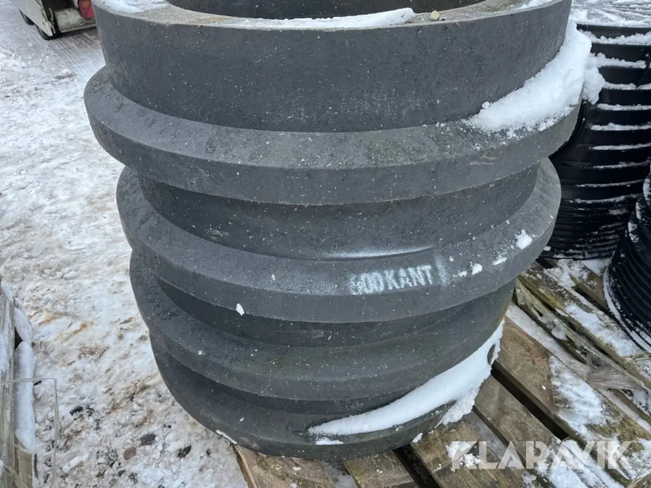 Billede 10 - Brønde og brøndkarme 4 paller