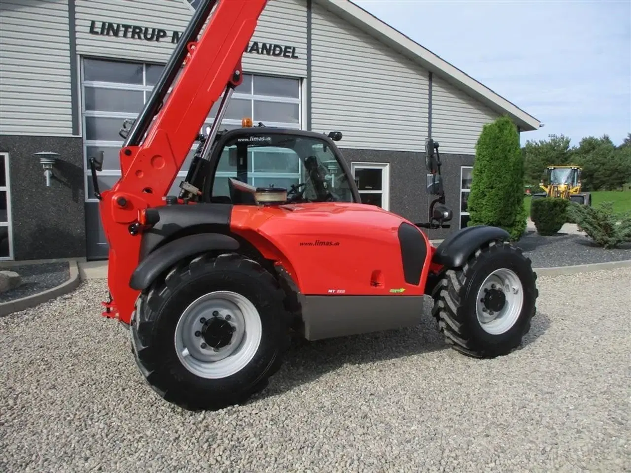 Billede 14 - Manitou MT932 Comfort Dansk maskine, med hydrauliske pallegafler.