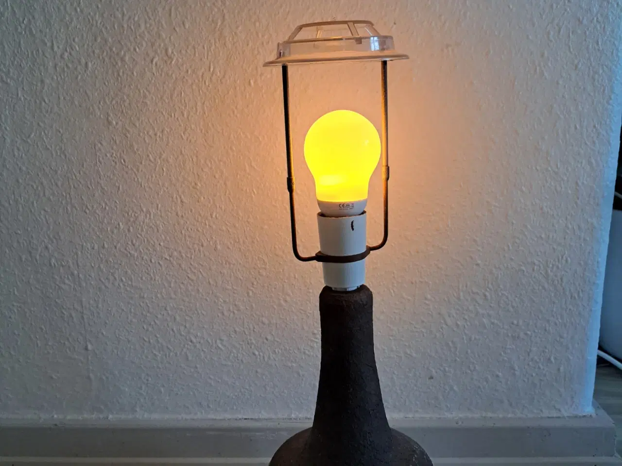 Billede 1 - Keramik lampe sælges
