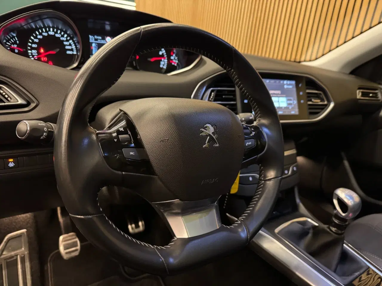 Billede 4 - Peugeot 308 1,2 PureTech 130 Selection Sky SW