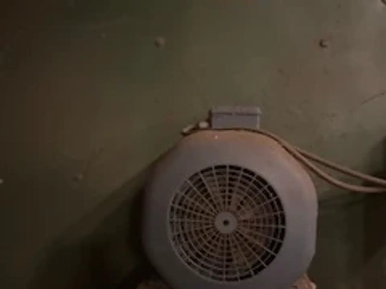 Billede 1 - løkke kornblæser 15 hk