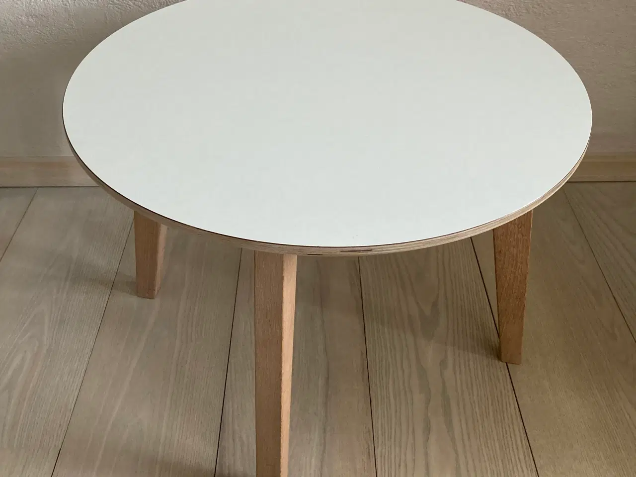 Billede 2 - Rundt egetræs sofabord / sidebord