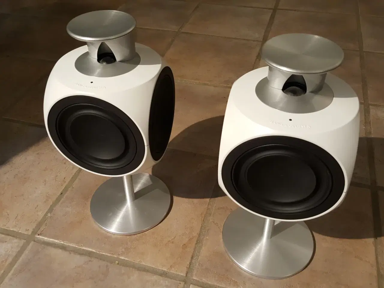 Billede 2 - BeoLab 3 Farveskift Til Hvid eller Sort