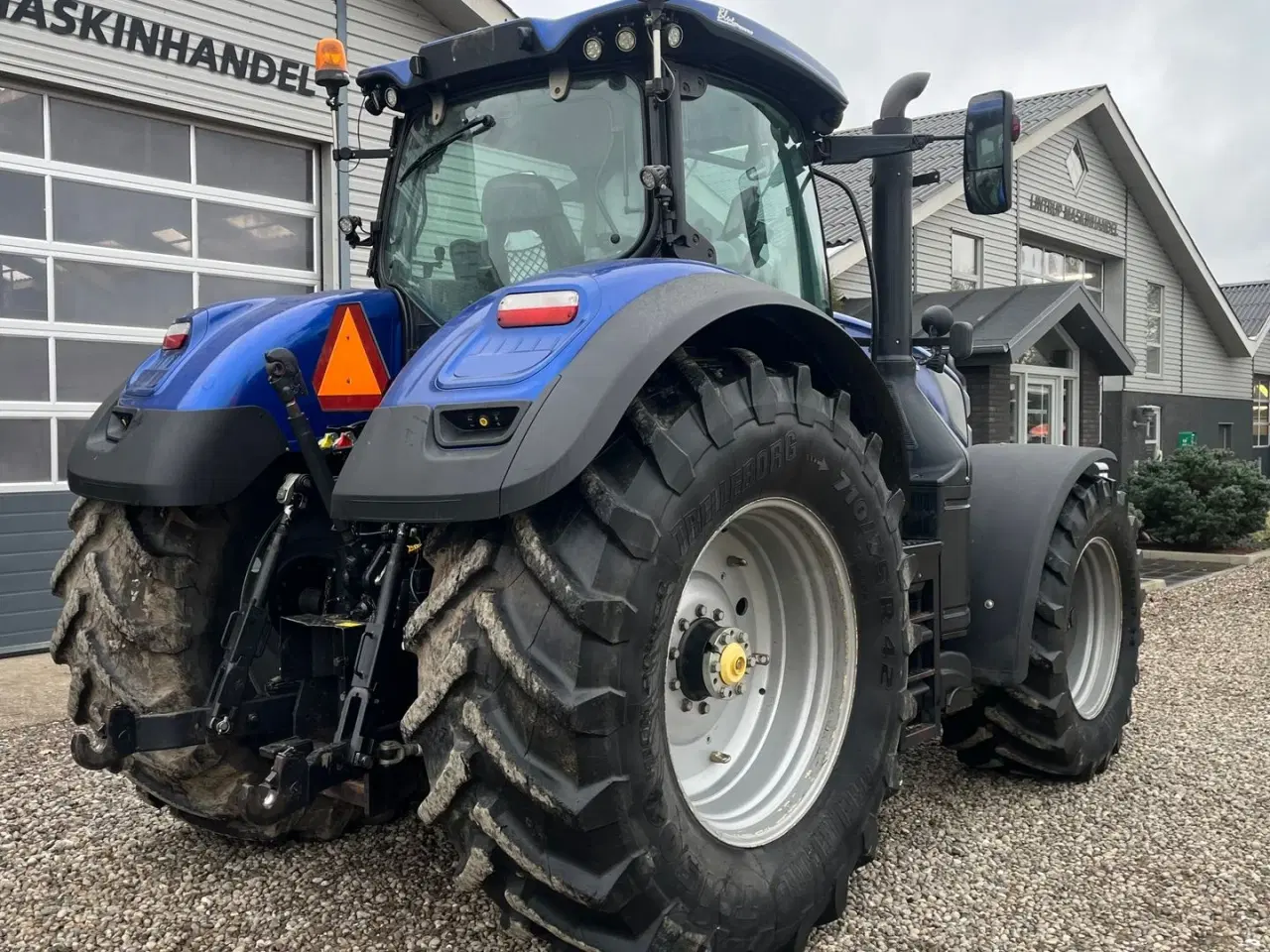 Billede 16 - New Holland T7.315 BluePower med frontlift og frontpto