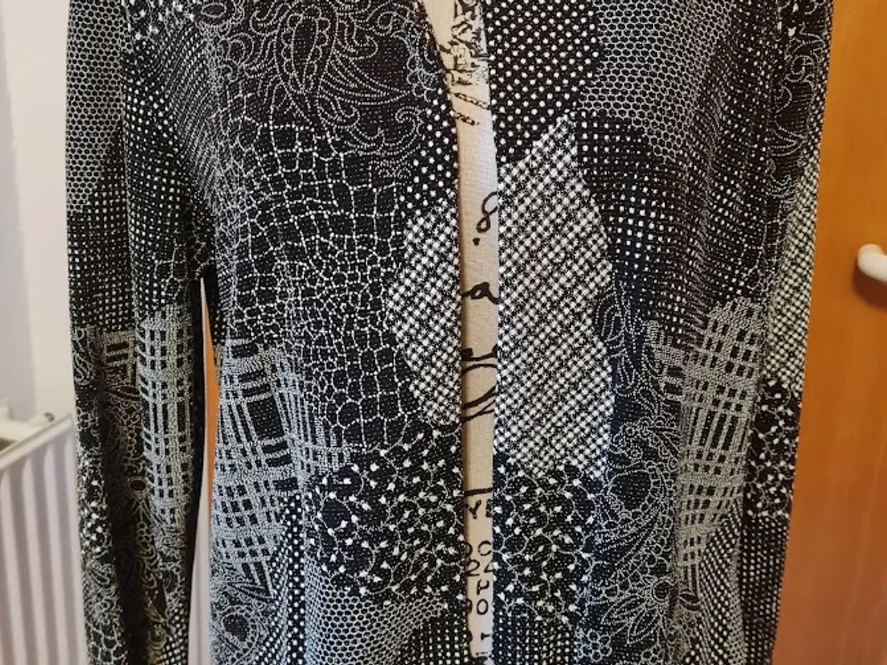 Billede 1 - guld cardigan Norbelle str xxl 44-46