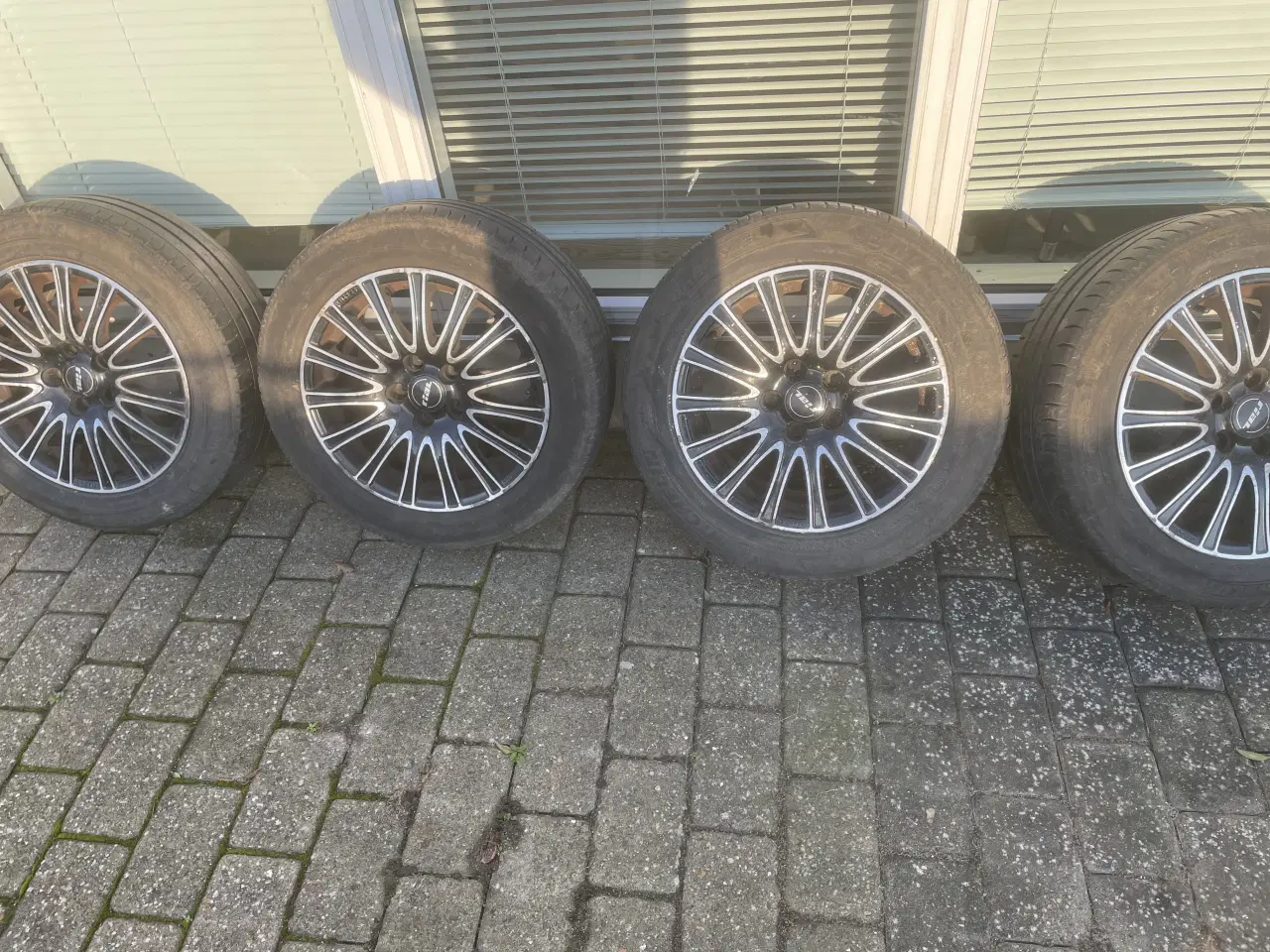 Billede 3 - Sælger de her fælge  Passer til VW, Skoda, Audi  7