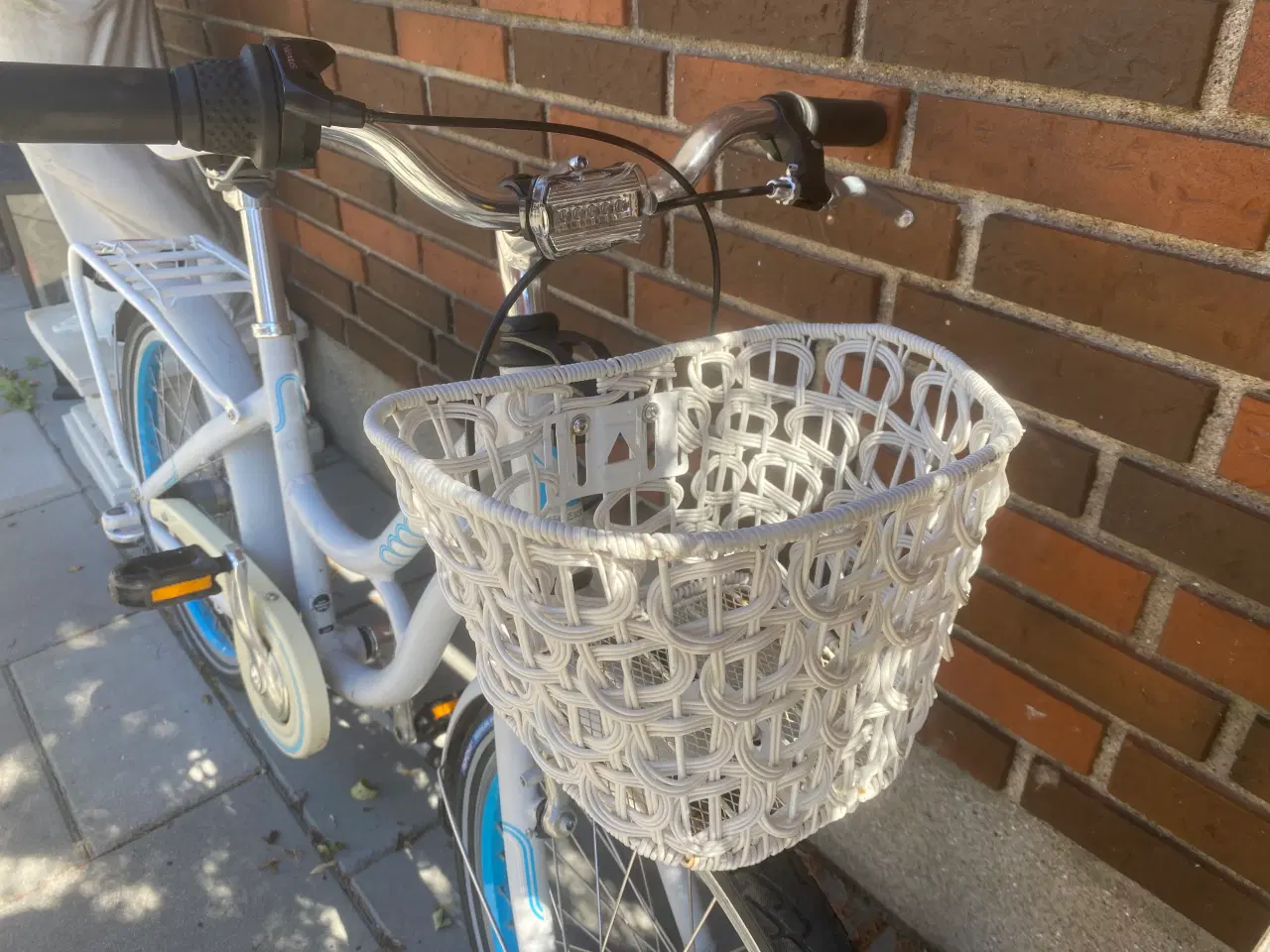 Billede 2 - Købt til 4299 kr 20 tommer lækker cykel 💖