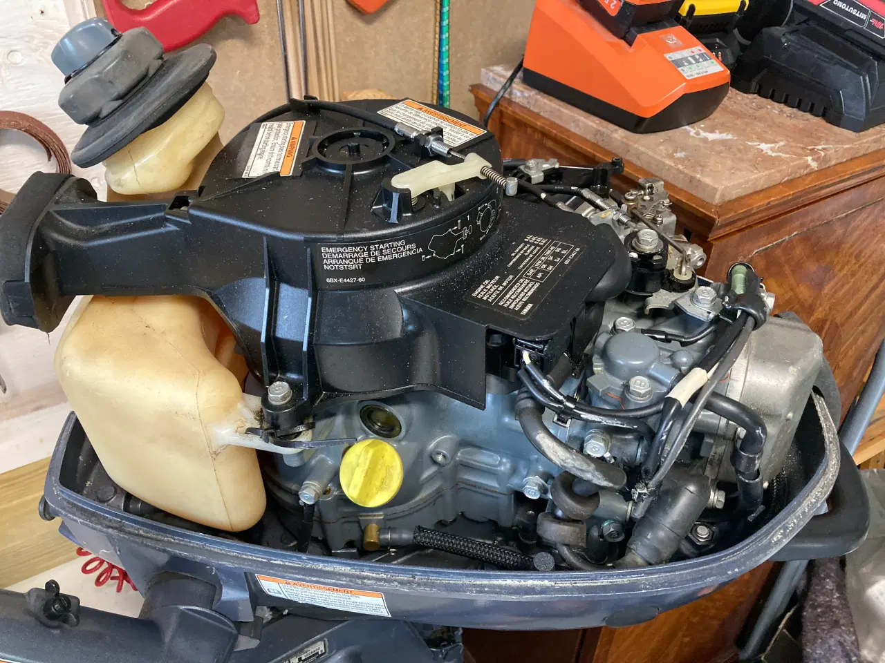 Billede 2 - 6HK Yamaha, sejlbåd og bådstativ