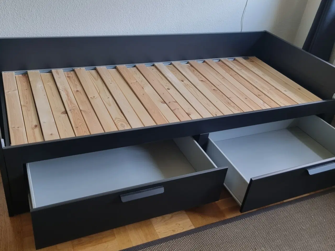 Billede 2 - Dobbeltseng med skuffer