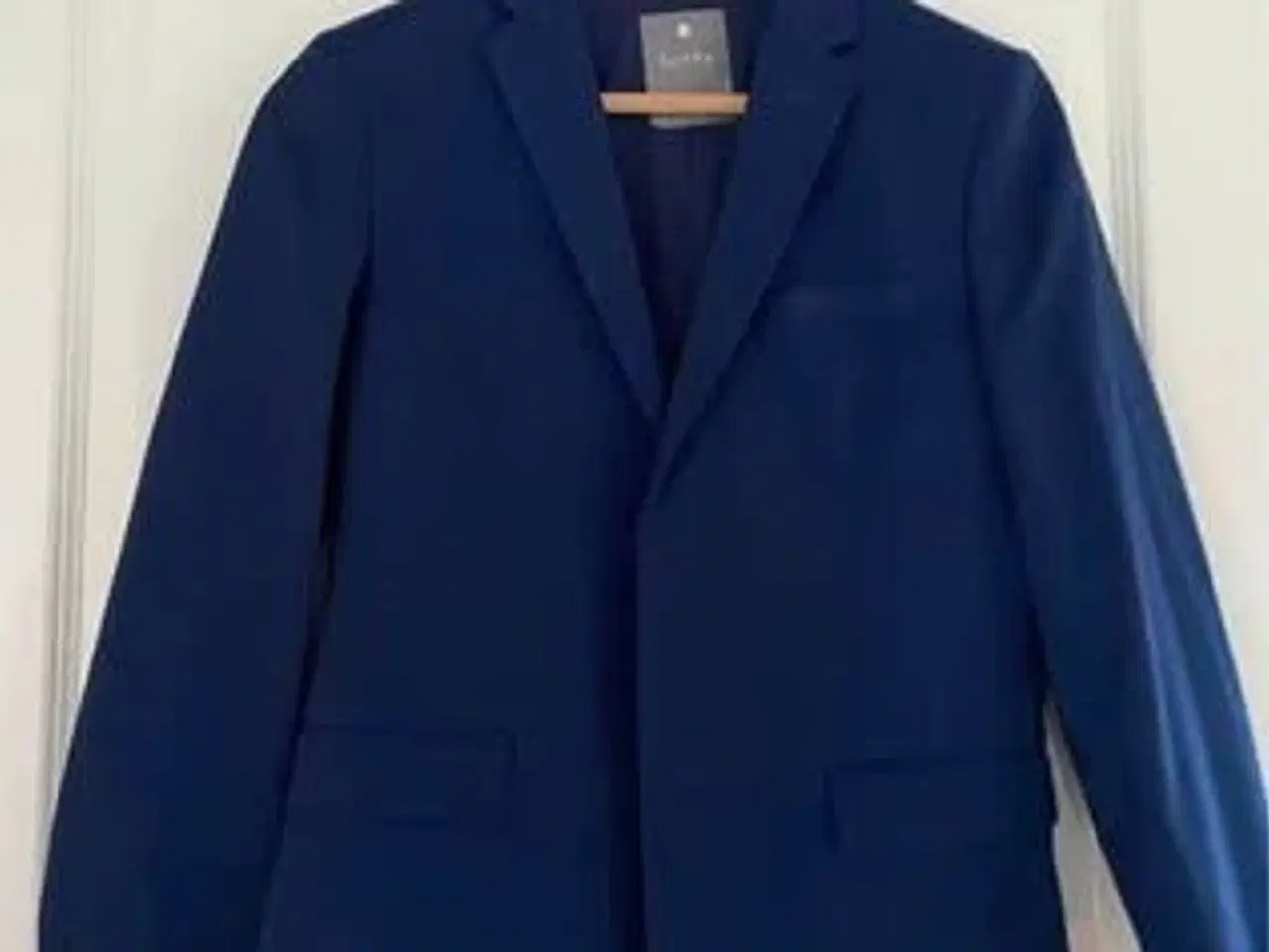 Billede 5 - Jakkesæt til konfirmand