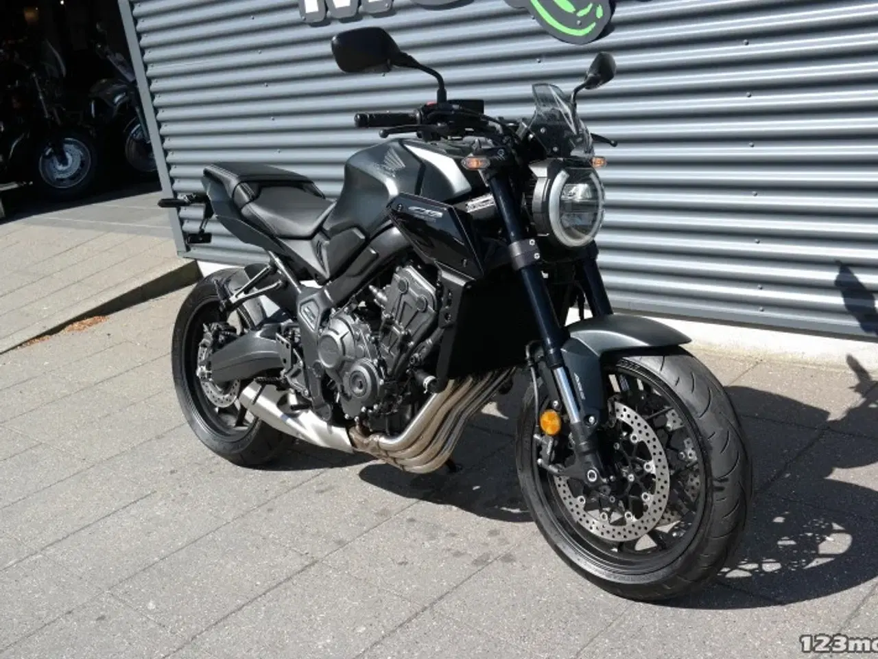 Billede 2 - Honda CB 650 R MC-SYD       BYTTER GERNE