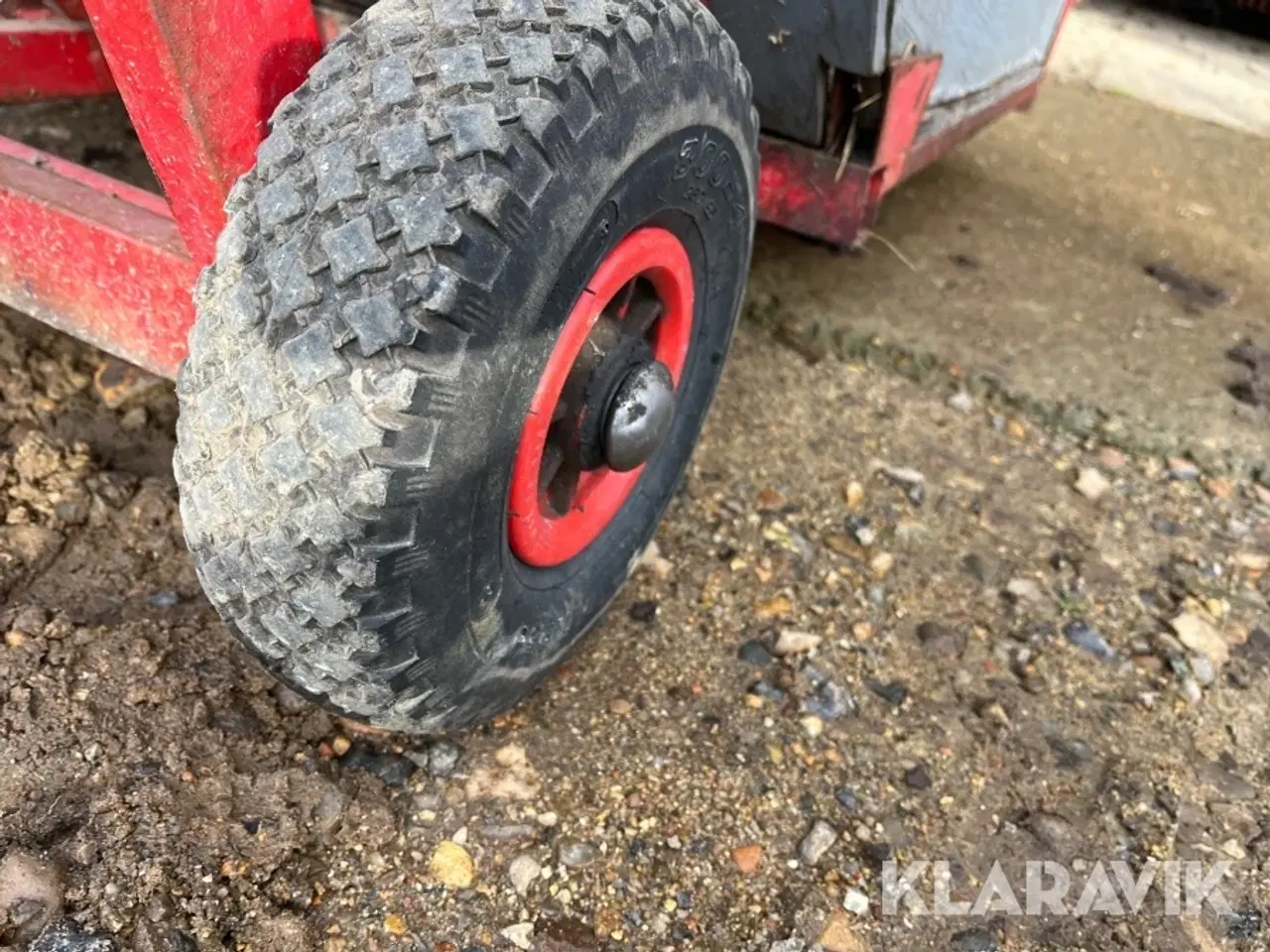 Billede 8 - Havevogn med tip