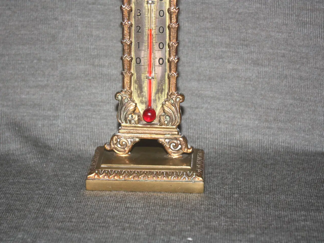 Billede 2 - Metal termometer stempel Daniel Møller Højde 15 cm