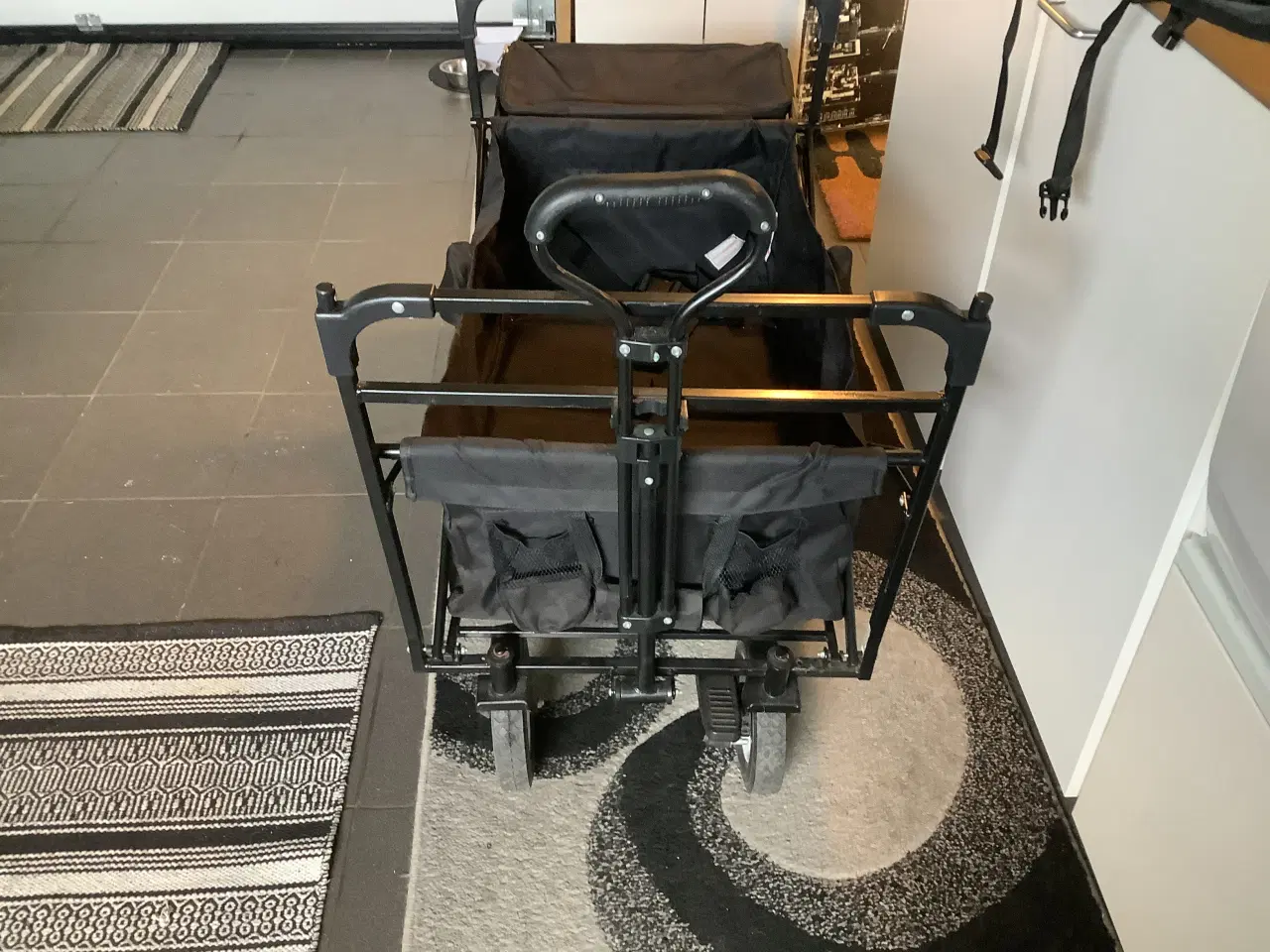 Billede 5 - Babytrold sammenklappelig trækvogn - store hjul