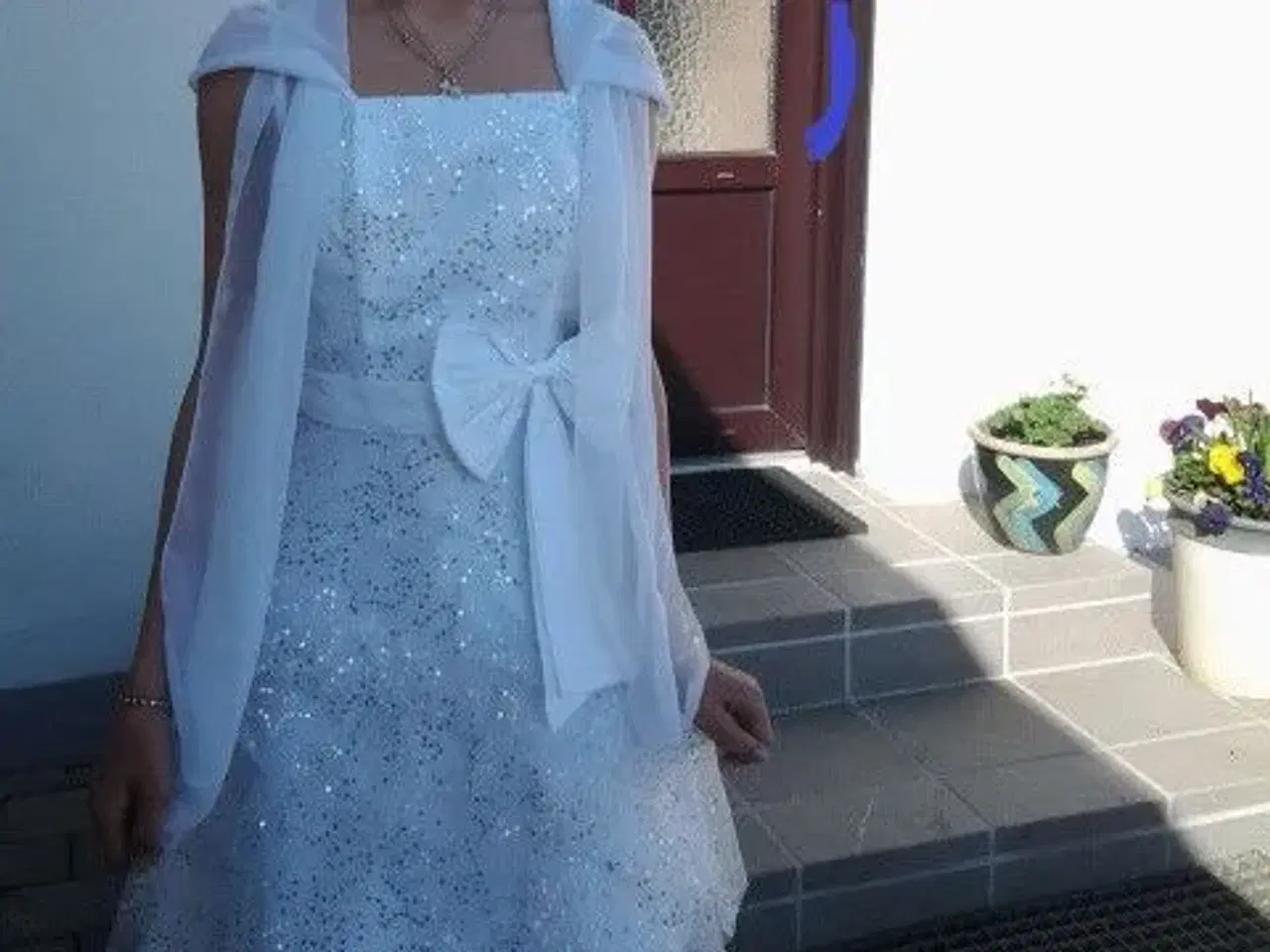 Billede 1 - konfirmations   kjole