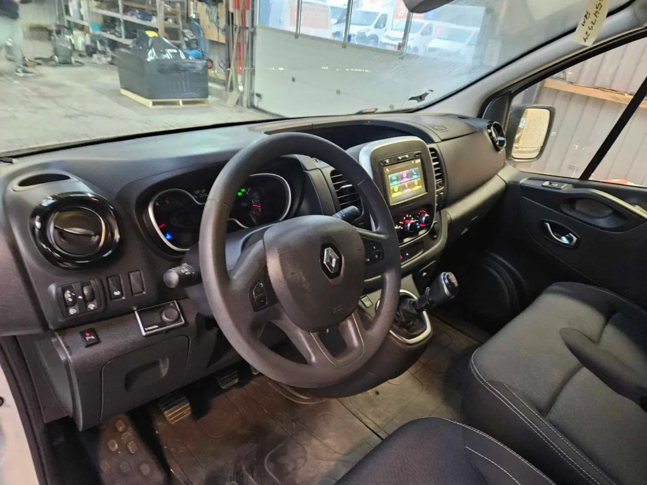 Billede 12 - Renault Trafic T29 2,0 dCi 120 L2H1