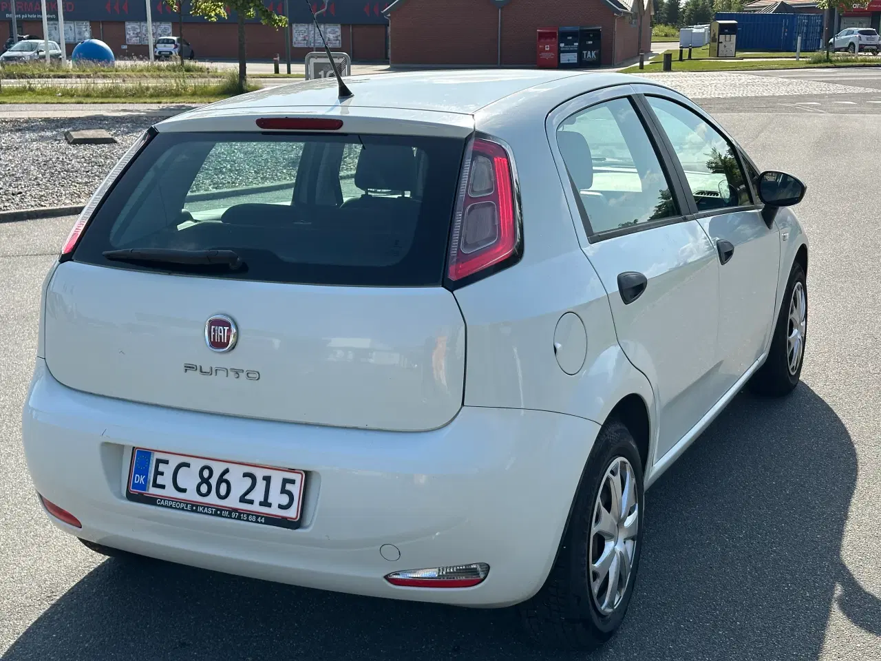 Billede 4 - Nysynet Fiat Punto