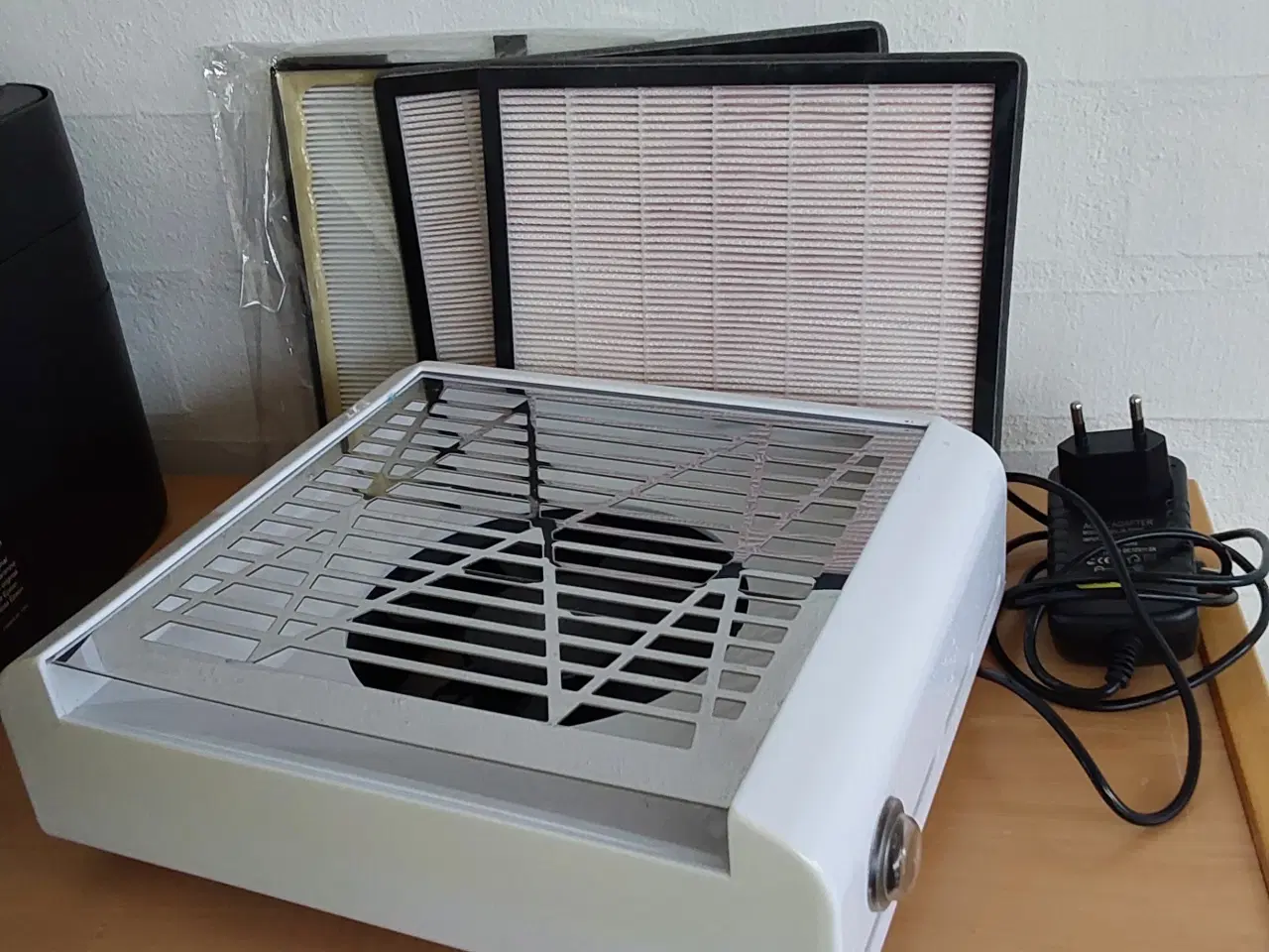 Billede 2 - Momo støvsuger Square til negleslibning + 3 filtre