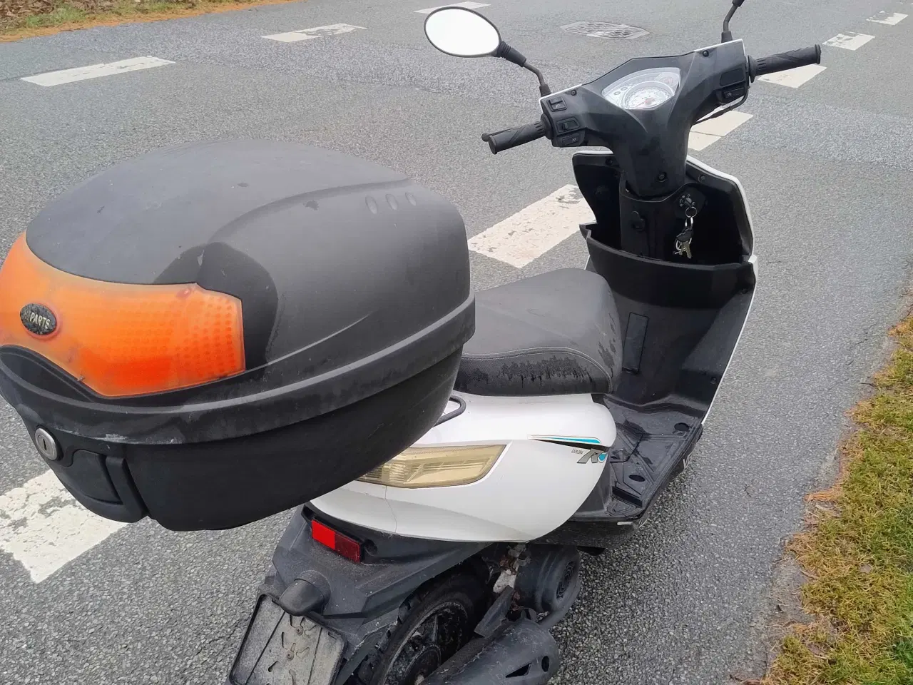 Billede 6 - VGA explore 30 knallert med stik 