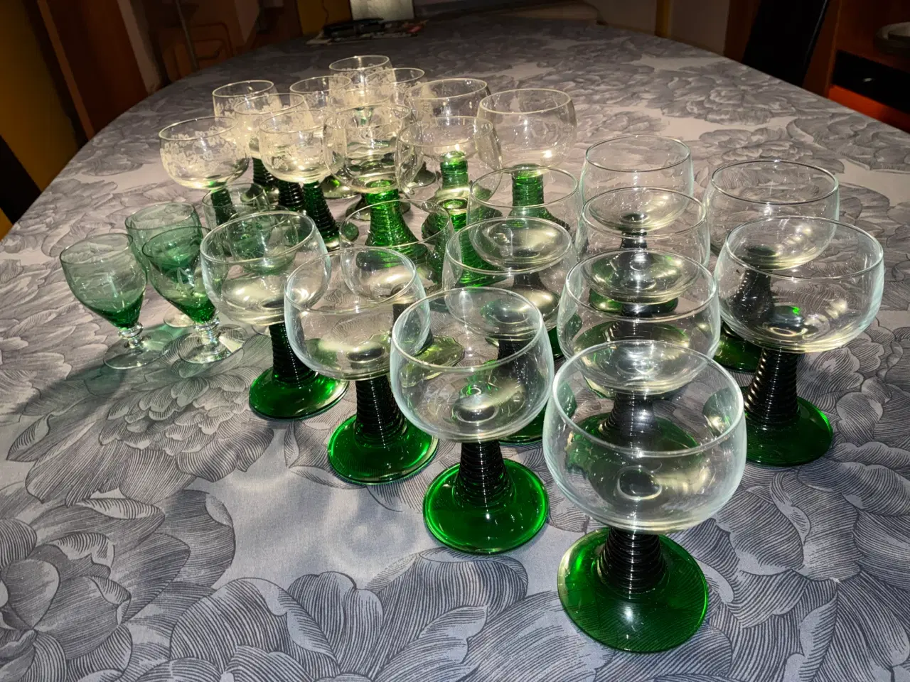 Billede 1 - 30 flotte Rømerglas og fem grønne hvidvinsglas