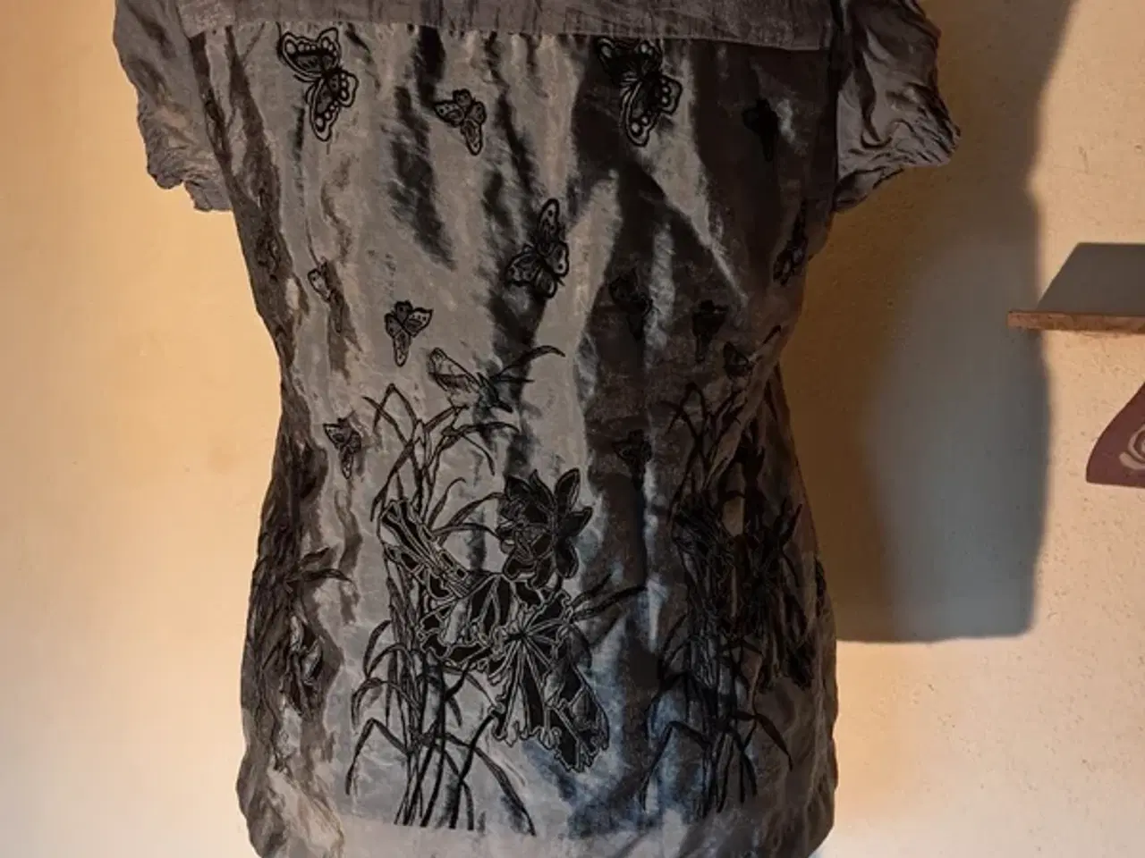 Billede 3 - Vero Moda str. M t-shirt