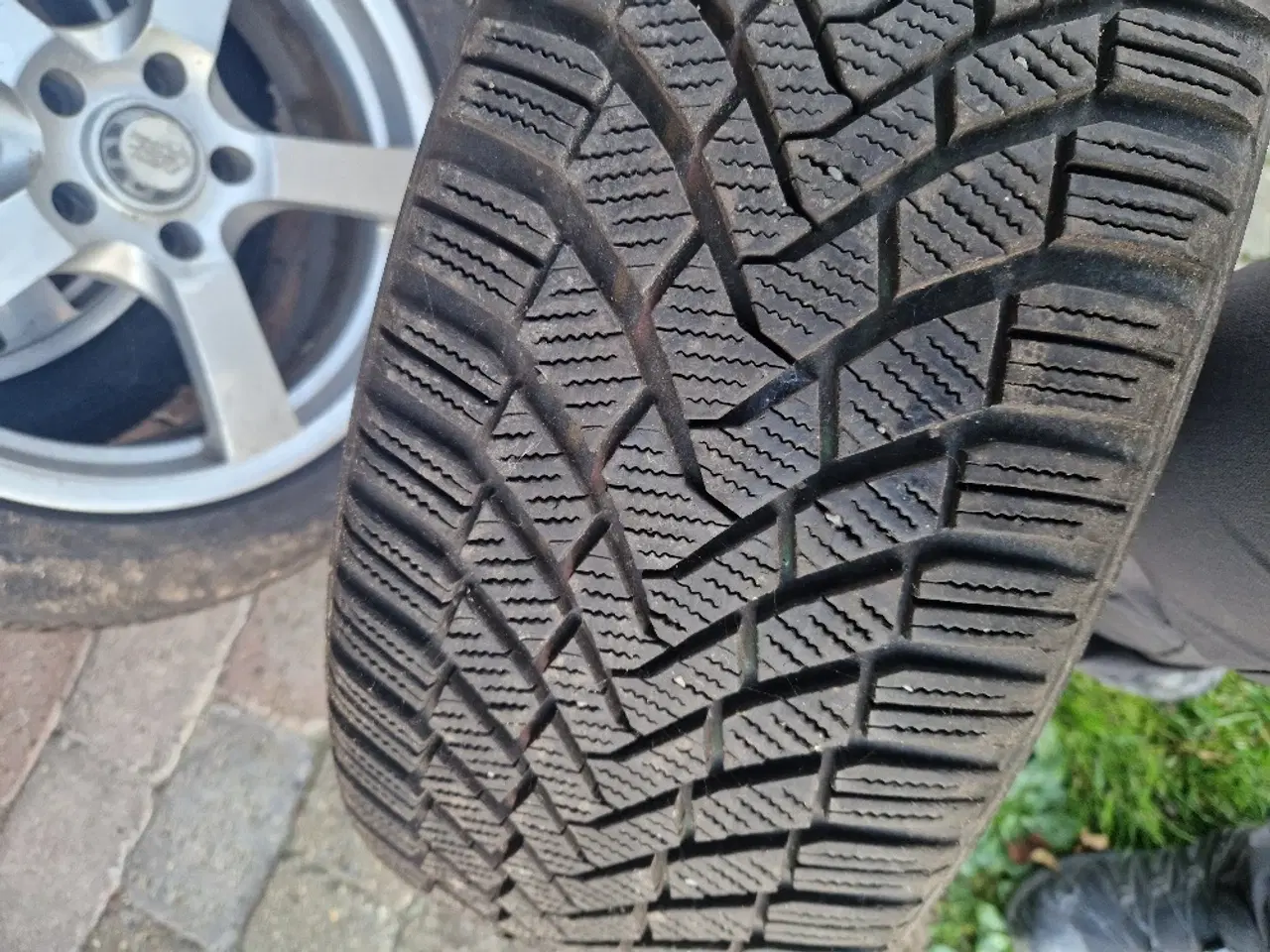 Billede 3 - Fælge med vinterdæk