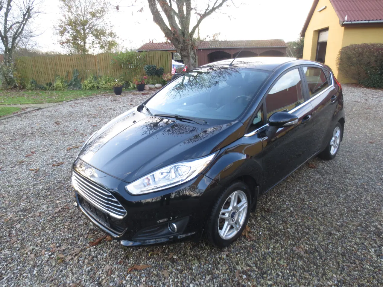 Billede 1 - Ford Fiesta 1.0 ECO 125 Hk. 2014. Nysynet.