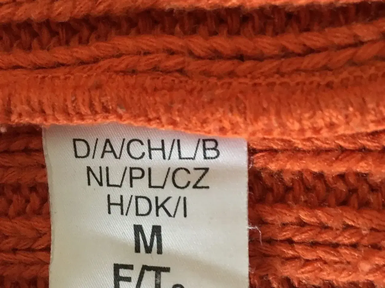 Billede 5 - Orange farvet cardigan til salg