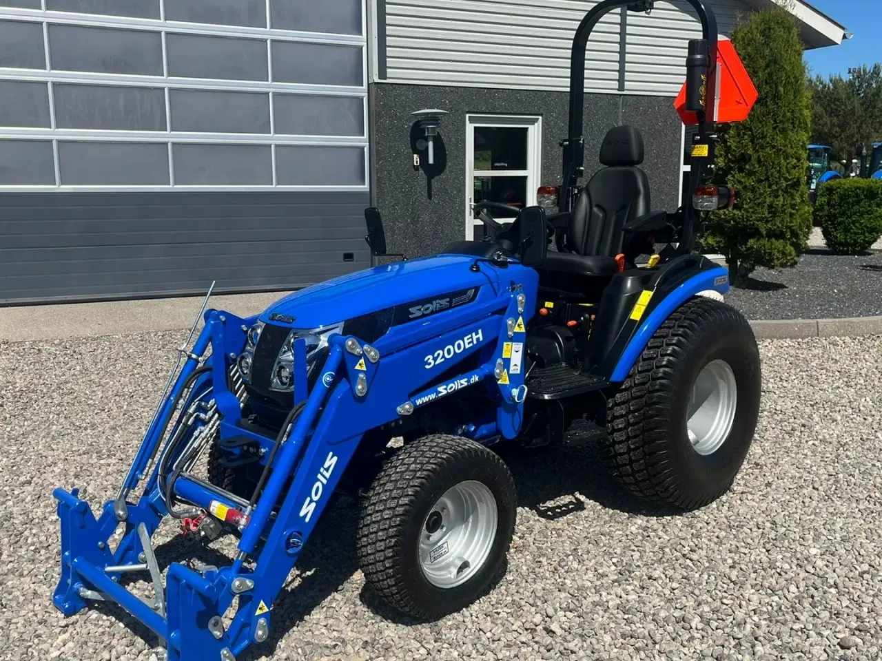 Billede 2 - Solis H26 HST Turfdæk og Frontlæsser