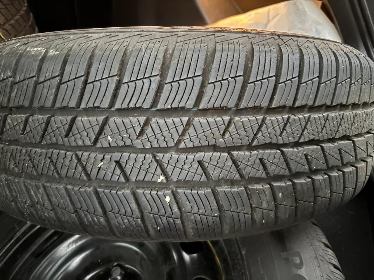 Billede 3 - Vinterhjul Polaris 215/65 R16 HXL 