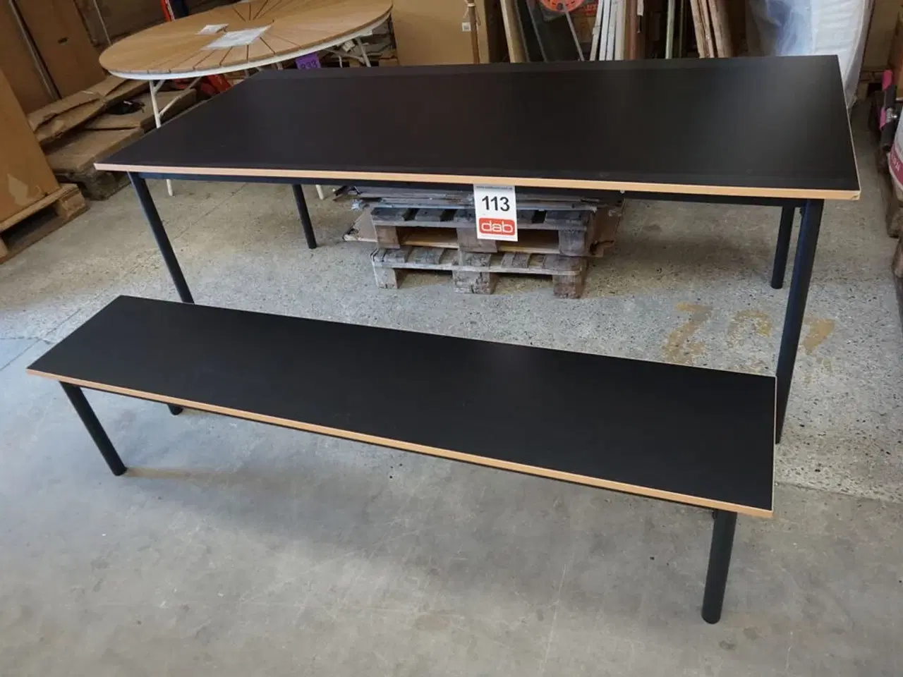 Billede 2 - Norr spisebord med bænk- sort 200x90 cm