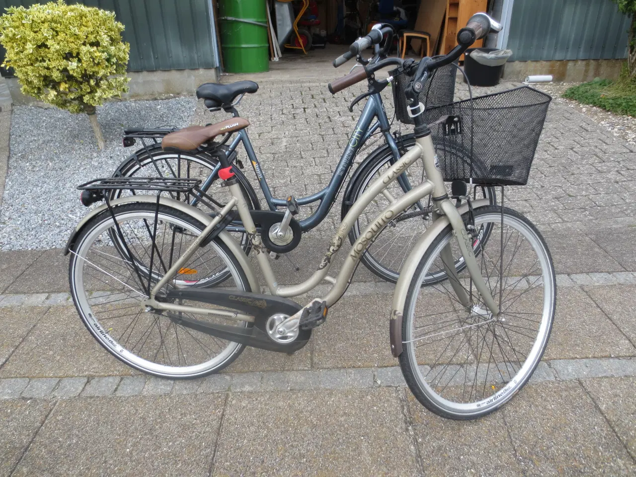 Billede 2 - Damecykel 2 stk.
