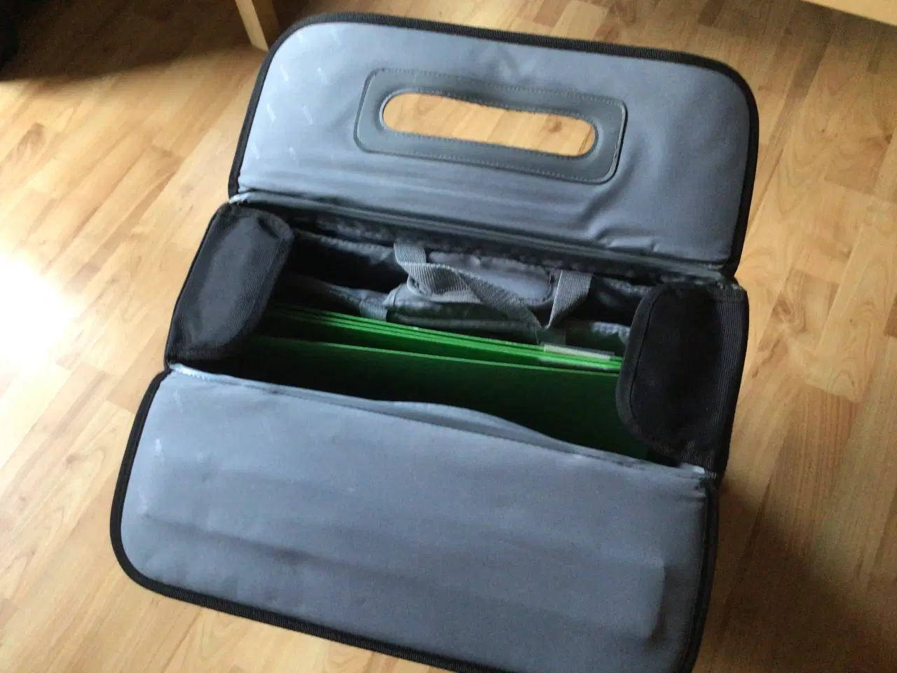 Billede 5 - Business kuffert/ computer taske