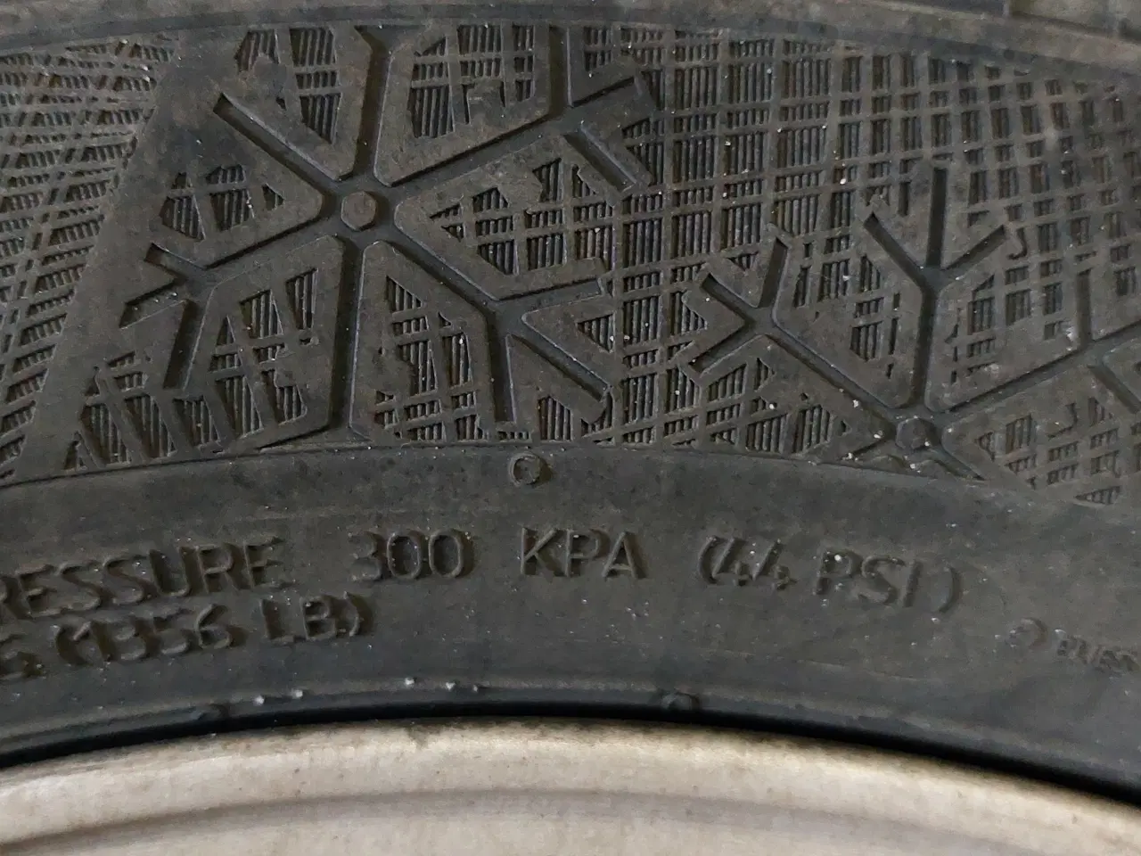 Billede 4 - VINTERDÆK PÅ ALUFÆLGE