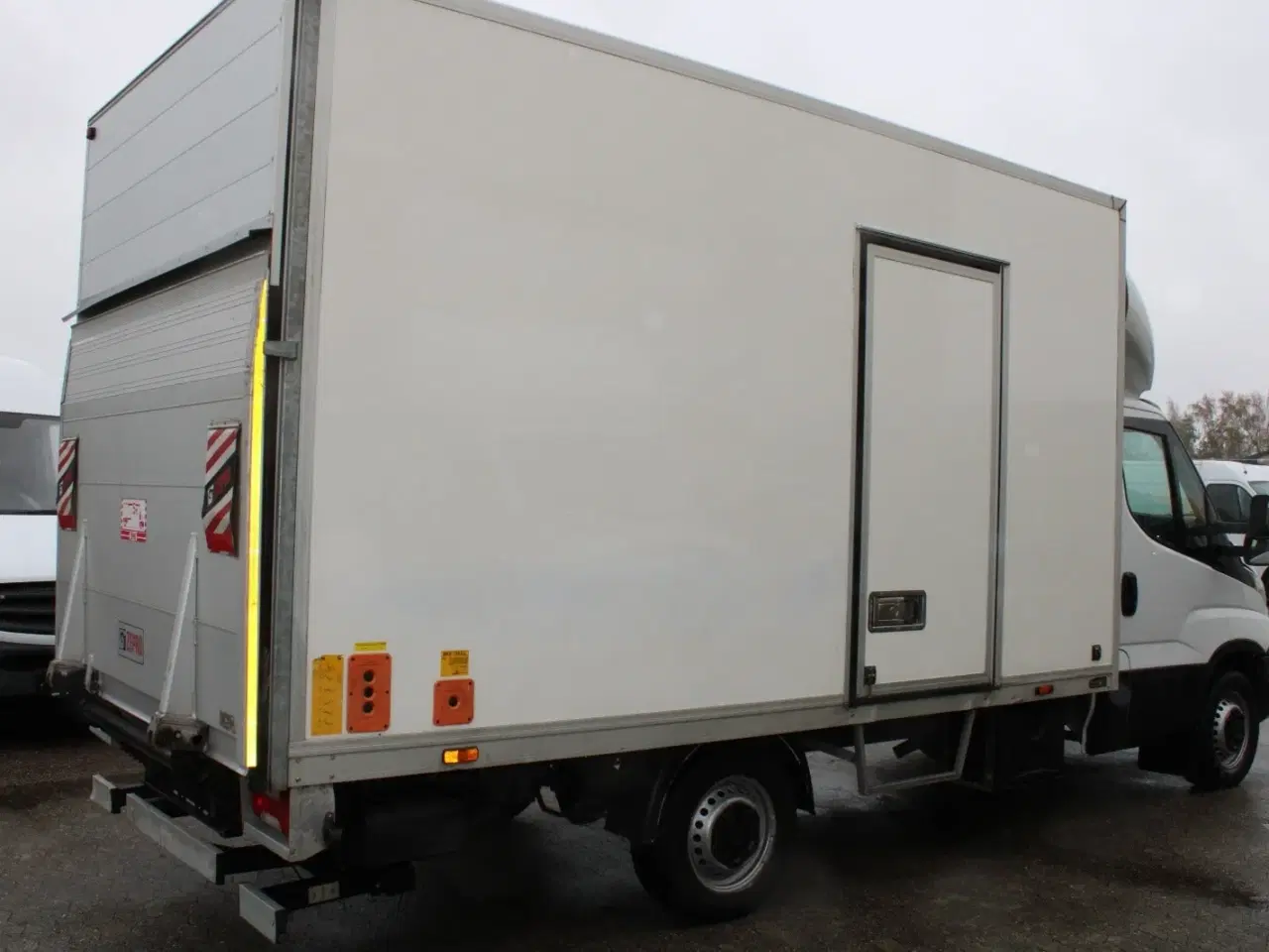 Billede 8 - Iveco Daily 2,3 35S14 Alukasse m/lift