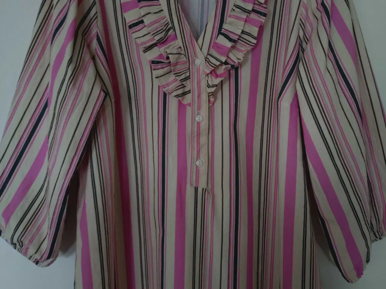 Billede 1 - Bluse 3/4 ærmet