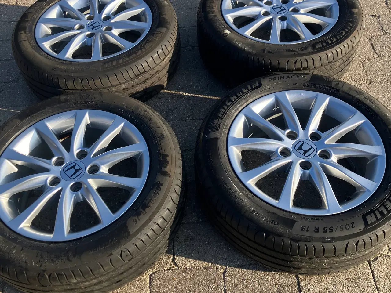 Billede 1 - Honda 16” org alufælge 