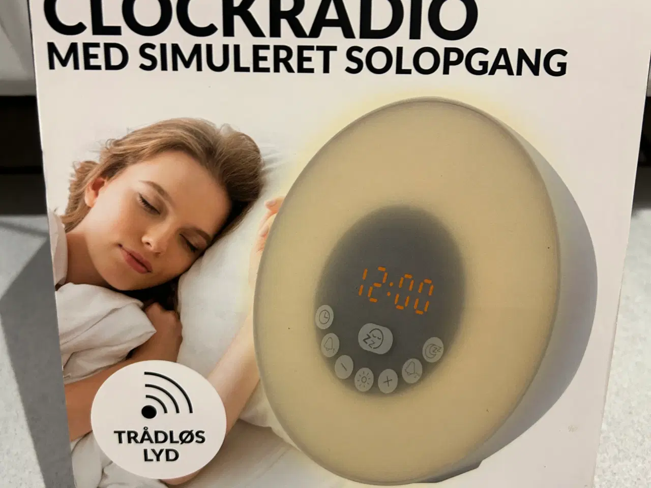 Billede 1 - Næsten ny clockradio med mange funktioner