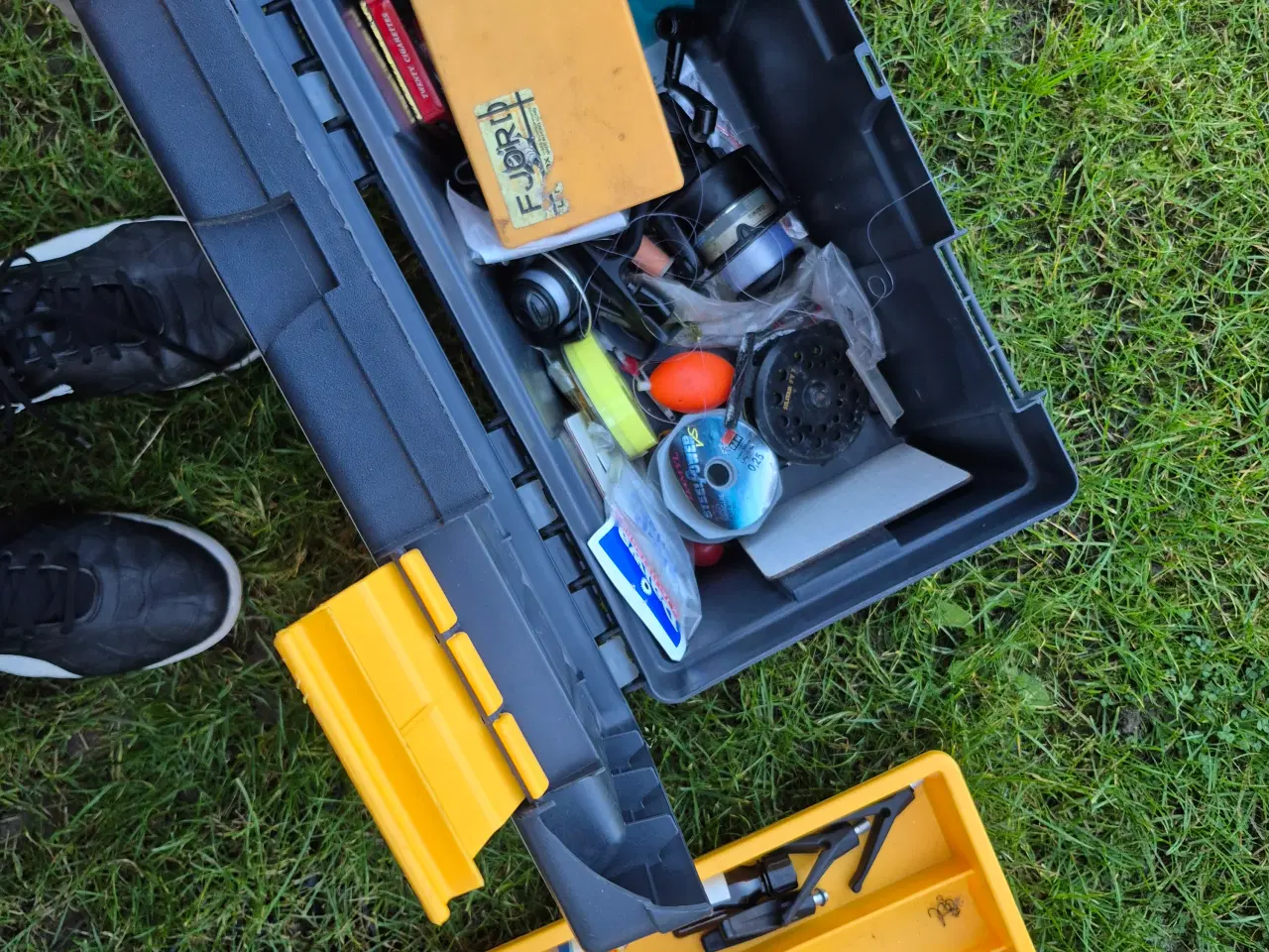 Billede 4 - Flere kyststænger plus en del grej sælges samlet 