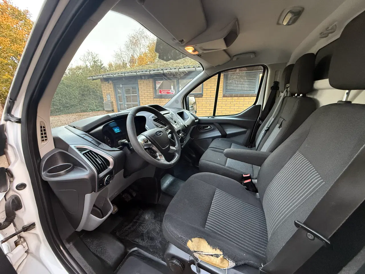 Billede 6 - Ford transit med lav km og træk til 2800 kg