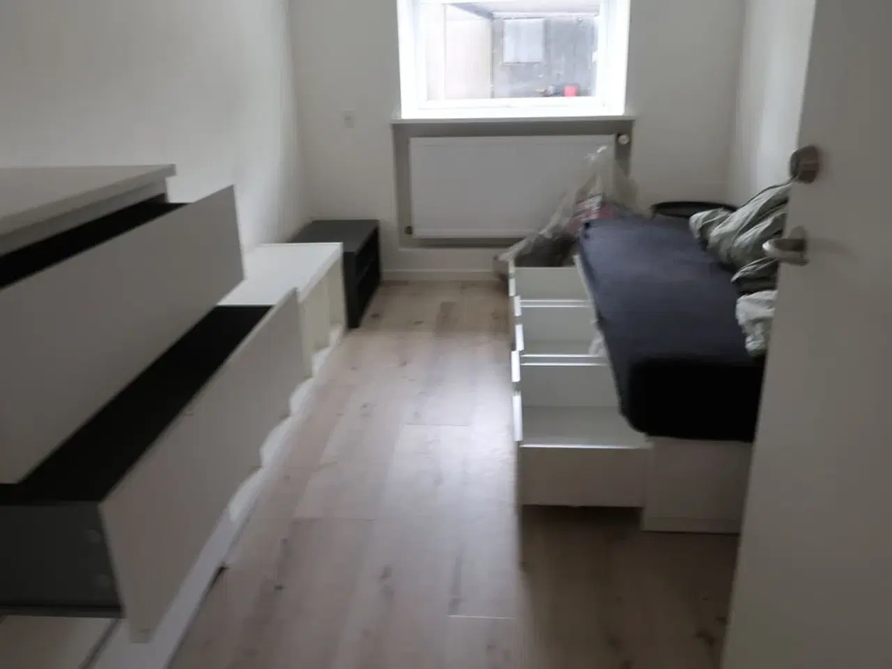 Billede 1 - Tøm rummet