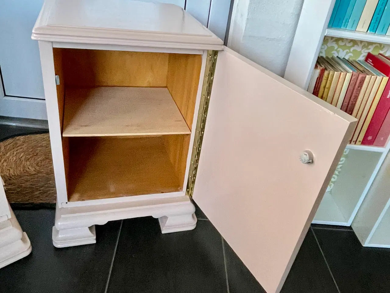 Billede 7 - 2 søde sengeborde