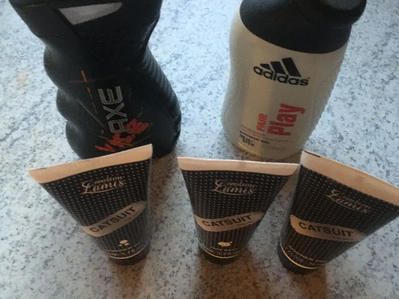 Billede 2 - Helt nye Adidas, Axe og Catsuit showergel til mænd
