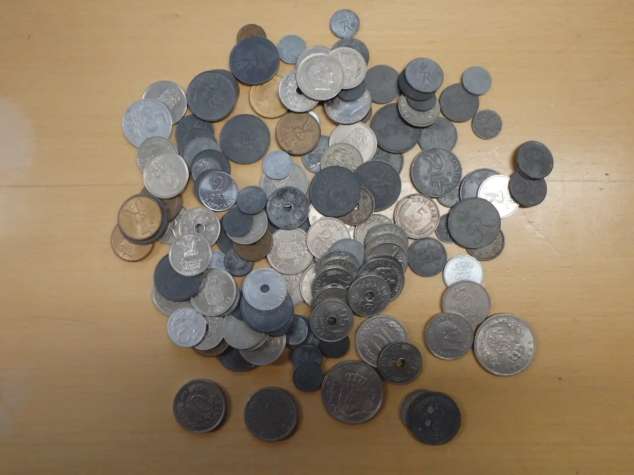 Billede 1 - 133 forskellige Danske mønter 625 gram